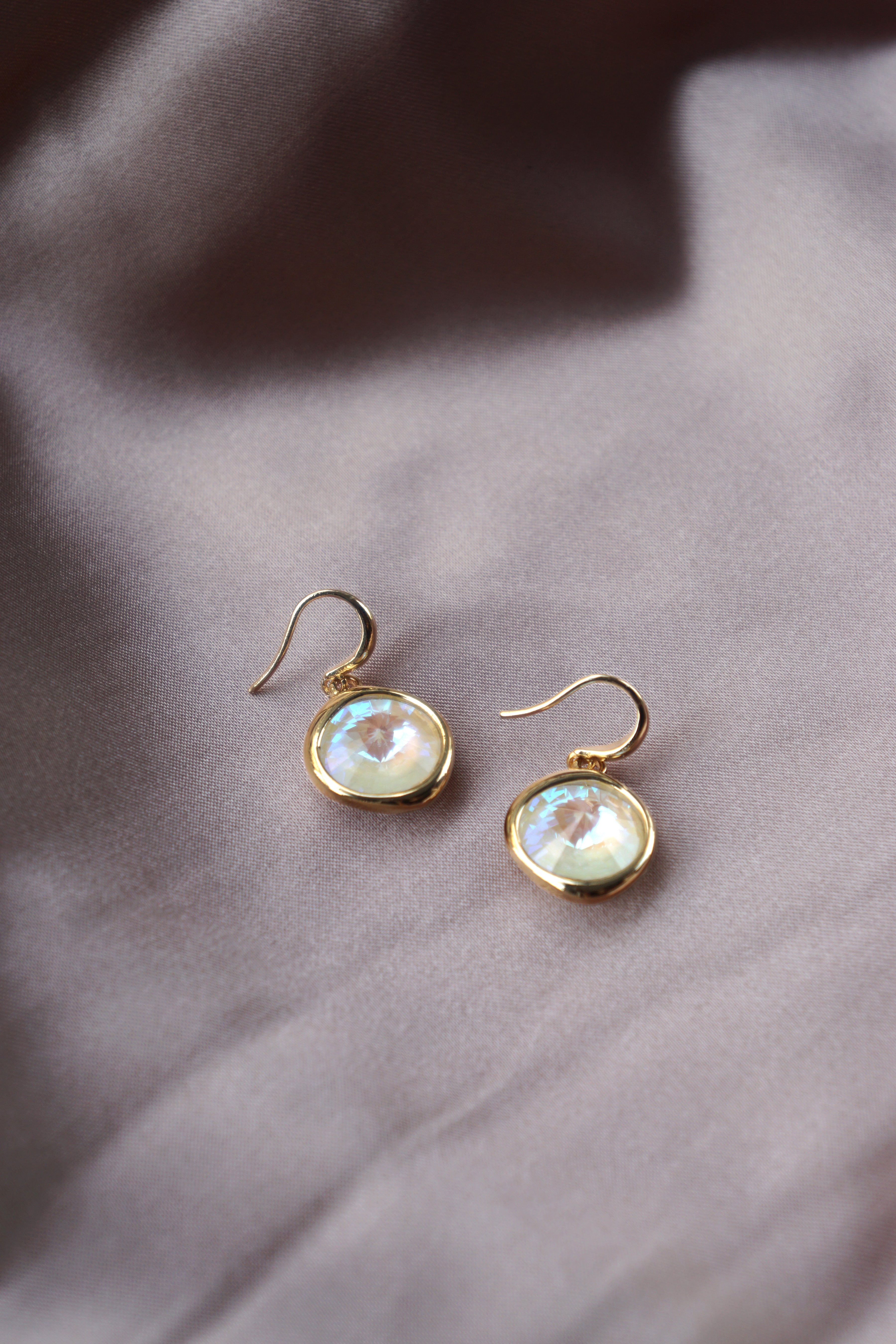Tallulah Earrings in Gold - Light Grey Delite